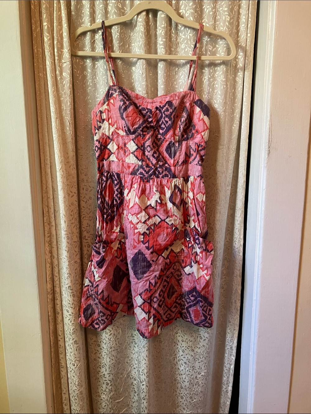 🌺 4 for $20.00 American eagle brand ikat print pocket dress size 2
